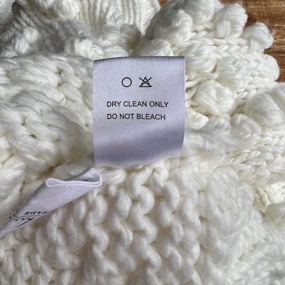 Chicwish Handmade Chunky Sweater with Hearts Size Large - Picture 13 of 15